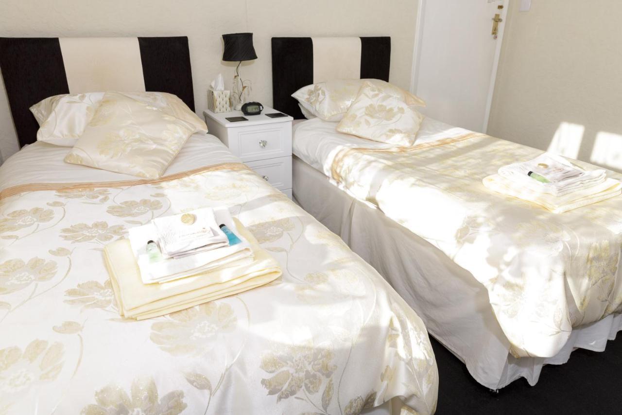Cherry Garden B&B Фолькустоун Экстерьер фото
